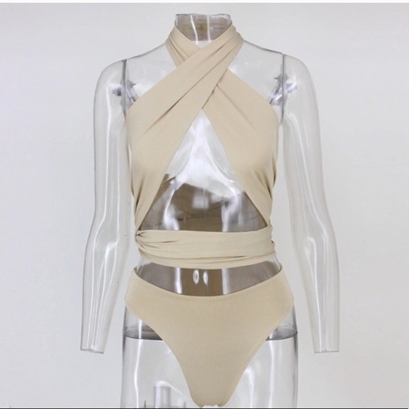 🎉 Host Pick! 🎉 NEW! Multiple Wrap Bikini - Picture 6 of 8